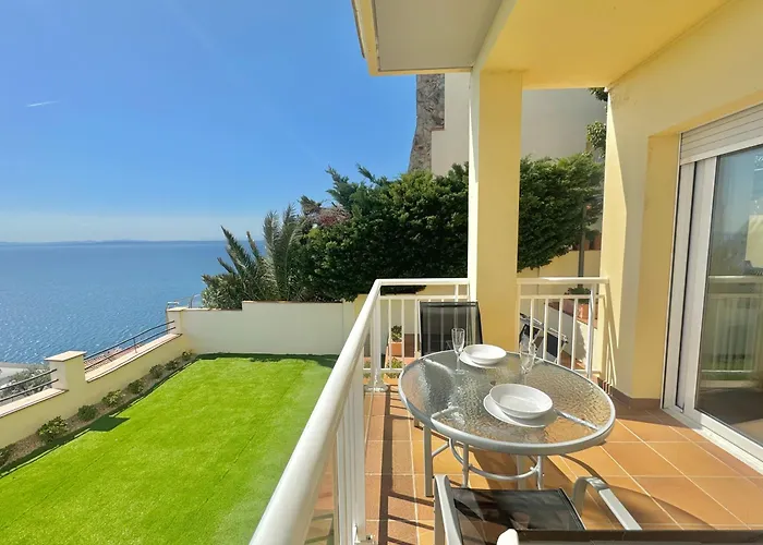 Appartement Marina 6 *